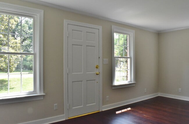Photo - 3 BR, 2 BA West End Rancher
