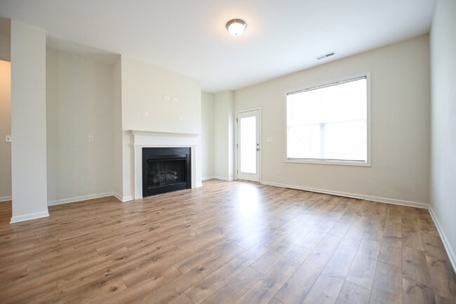 Photo - 113 Crawford Pkwy