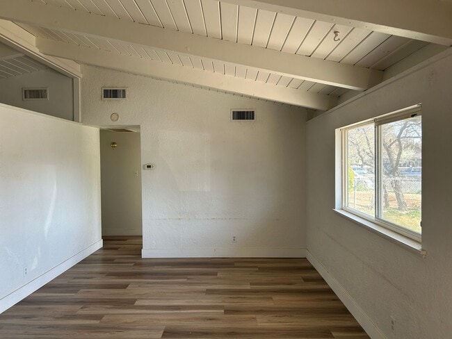 Photo - **READY FOR MOVE IN** Sparks Single Story Home