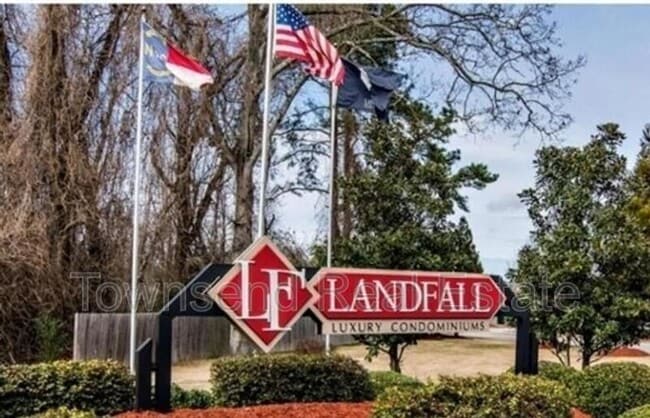 Building Photo - 621 Marshtree Ln