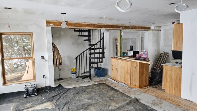 Photo - 5 Firehouse Ln