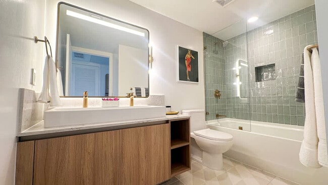 Photo - 125 NE 6th St Unidad ID1240645P