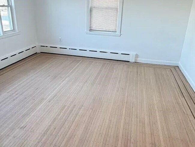 Photo - 289 Milton St Unit 1