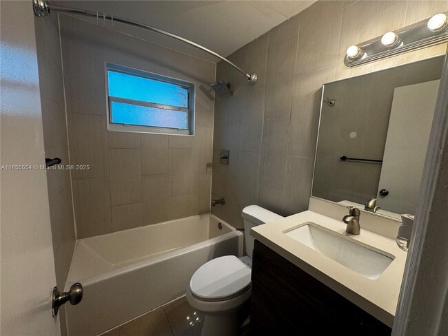 Photo - 811 NW 6th Ave Apartamento Unidad 1