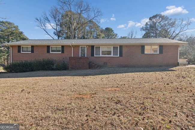 Building Photo - 115 Pine Tree Dr