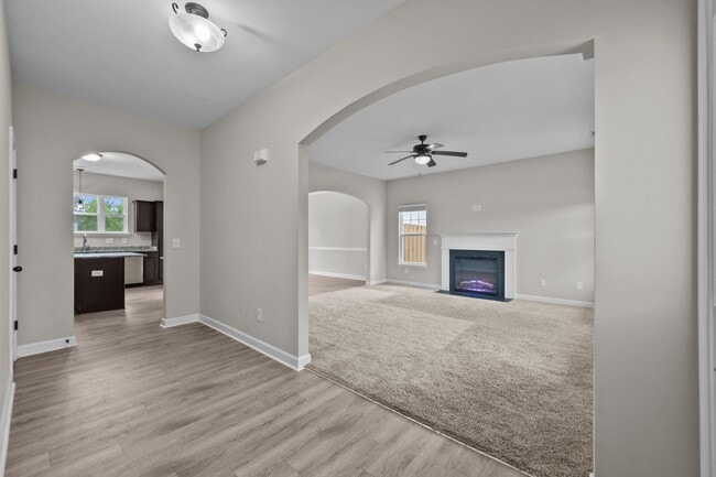 Photo - 413 Wind Sail Ct