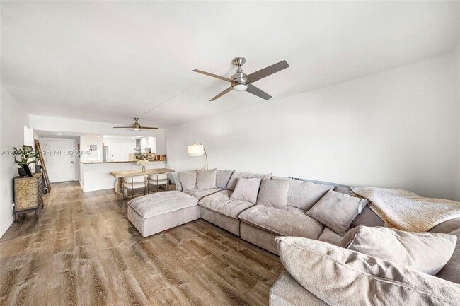 Photo - 100 Edgewater Dr Unit 329