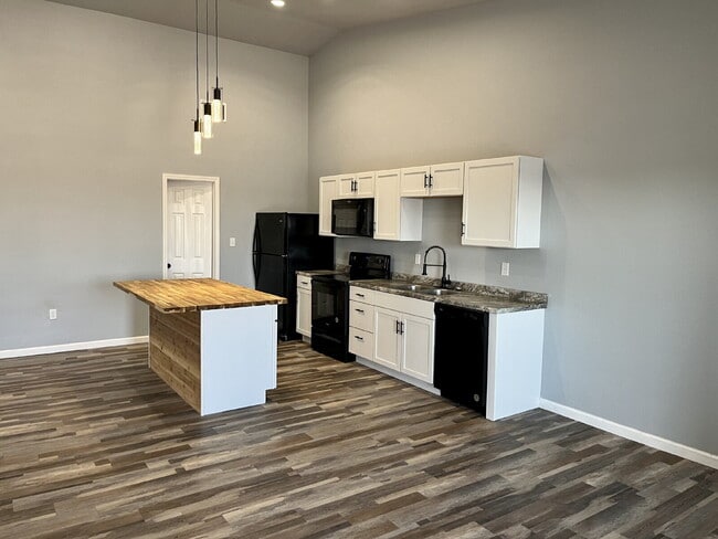 Photo - Large 1 Bedroom