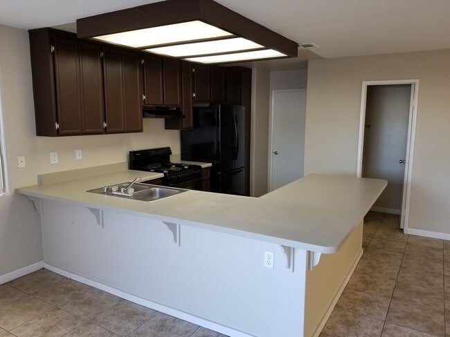 Photo - 3 Bedroom 2.5 Bathroom House in Imperial Beach