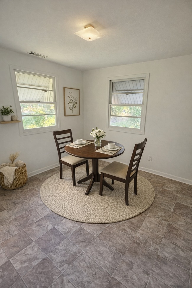 Photo - 4028 St Charles Pl