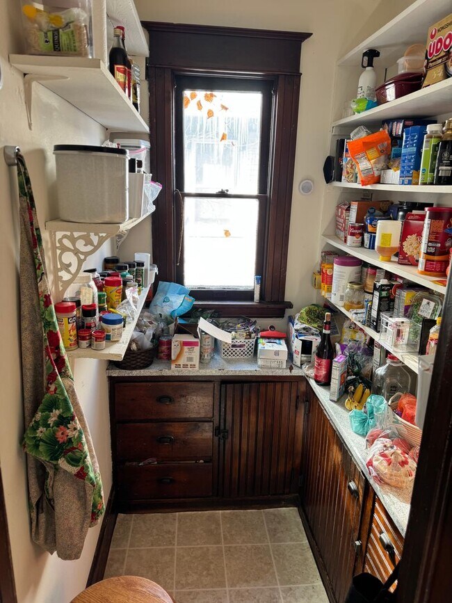 Photo - Jenifer Street Living Unidad #2