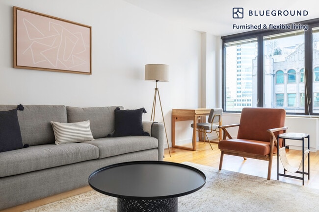 150 E 57th St Unit SI FL17-ID519