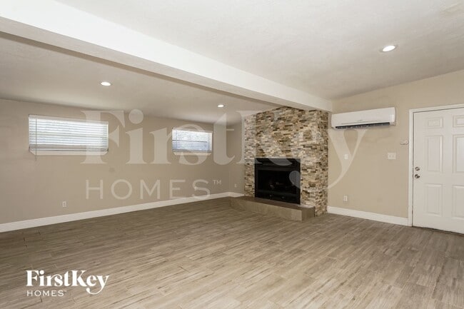 Photo - 1500 Dozier Ave