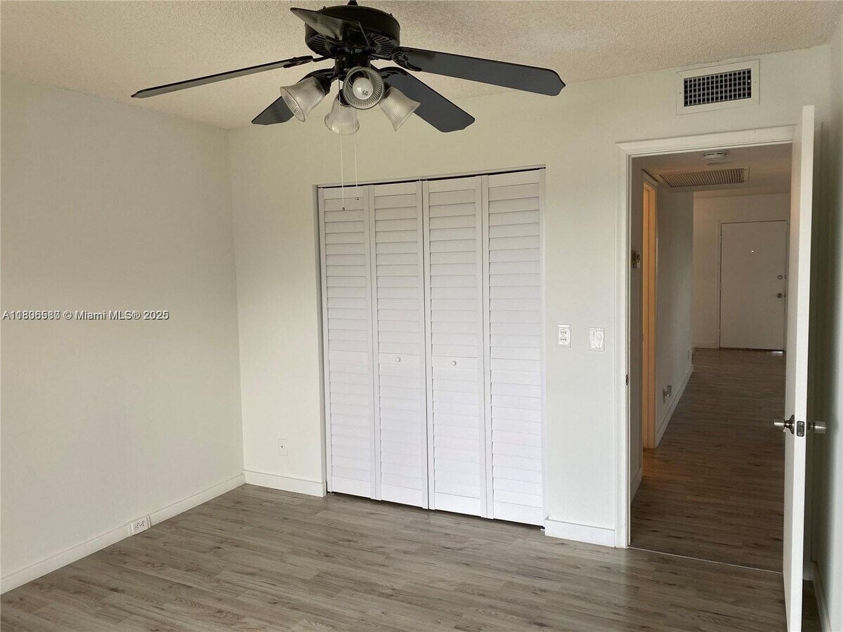 Photo - 18101 NW 68th Ave Unit 101