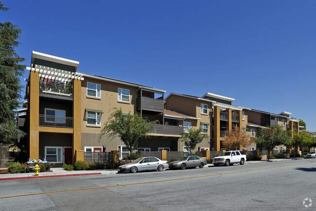 Photo - Ford Road Plaza