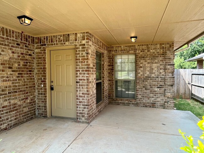 Photo - 6737 NW 125th Ct