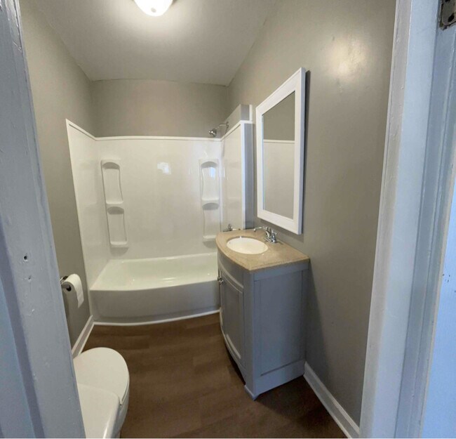 Photo - 1029 N 5th St