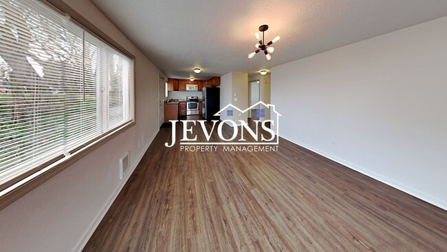 Photo - Charming duplex in a walkable location near the University of Puget Sound