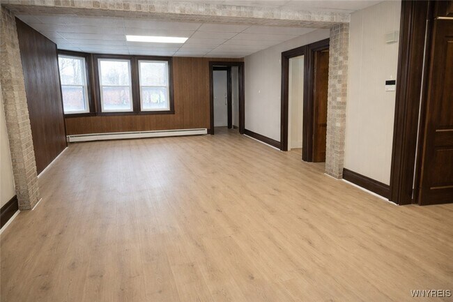 Photo - 1000 West Ave