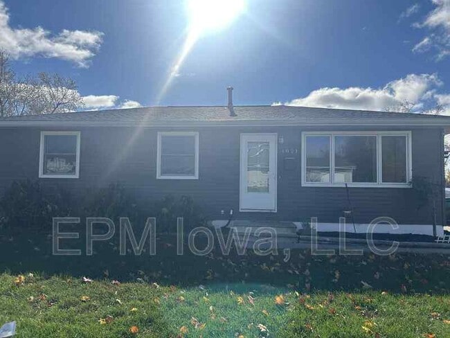 Building Photo - 4821 Midway Dr NW