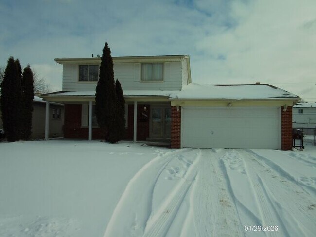 Photo - 34672 Richard O Dr