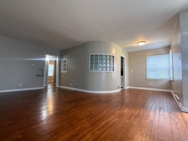 Photo - 1603 E Rudisill Blvd