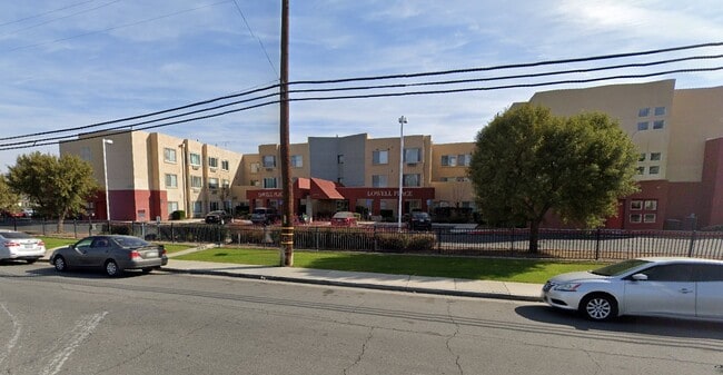 Photo - 500 R St