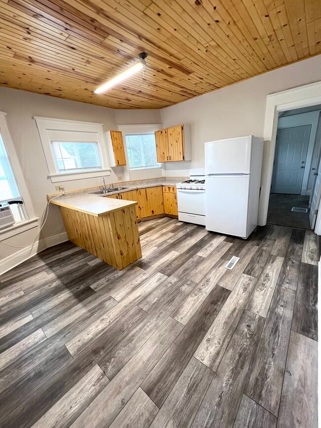 Photo - 107 Ottumwa St Unit 109