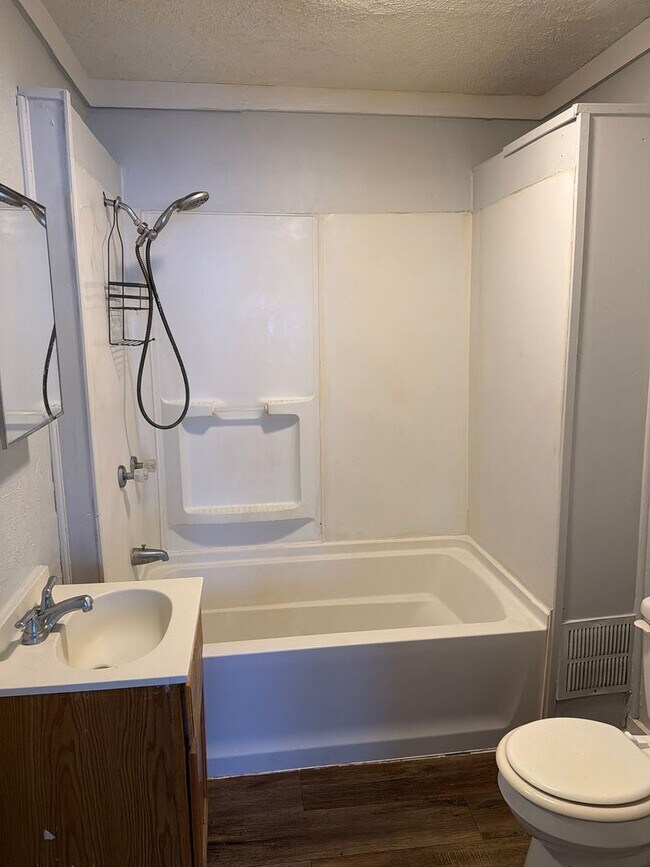 Photo - New Listing! 3BR/1BA home in North Brookside Park