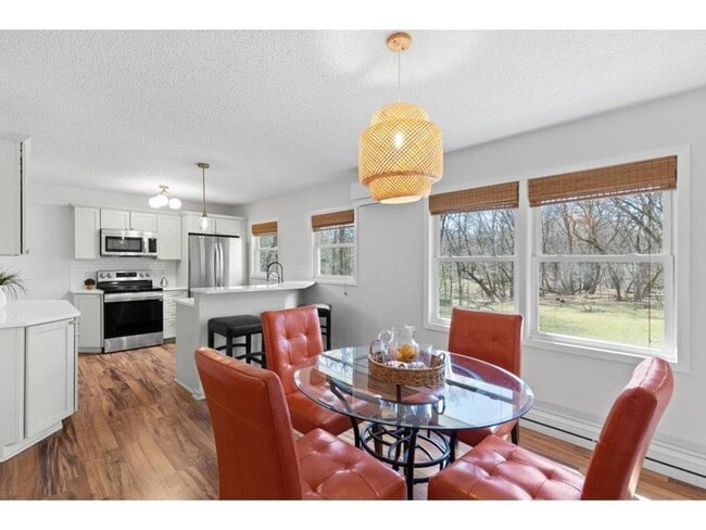 Photo - 25455 Nelsine Dr