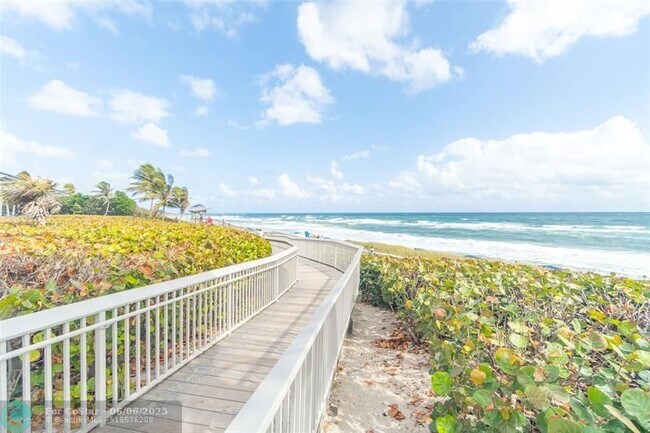 Photo - 6520 N Ocean Blvd Unidad 22