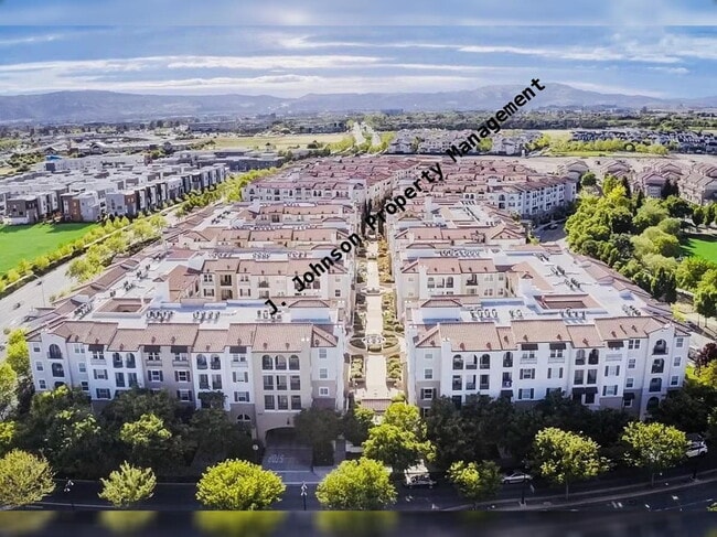 Photo - 2 bedroom 2 bath condo Unit 429