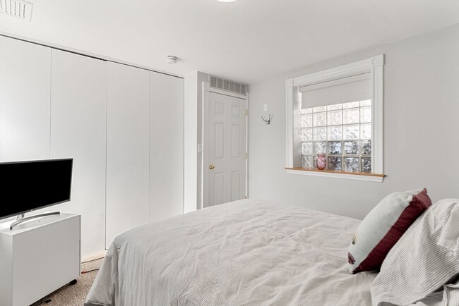 Photo - 6 Brigham St Unit 1