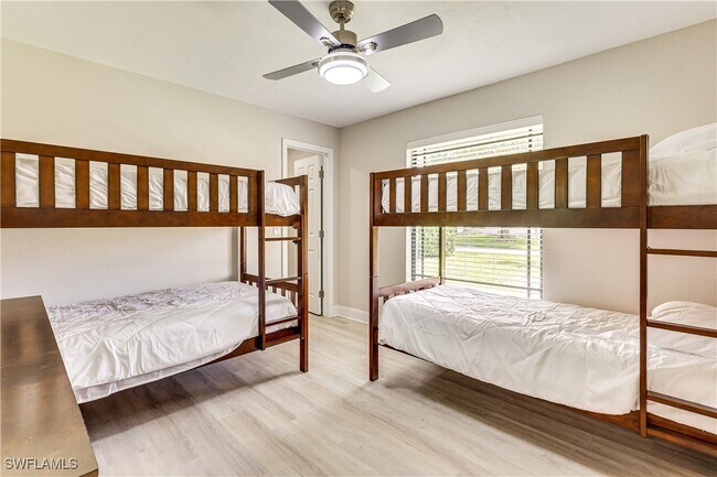 Building Photo - 6030 Perthshire Ln