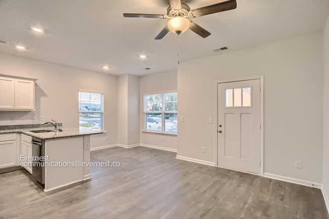 Photo - 351 Raines Ct