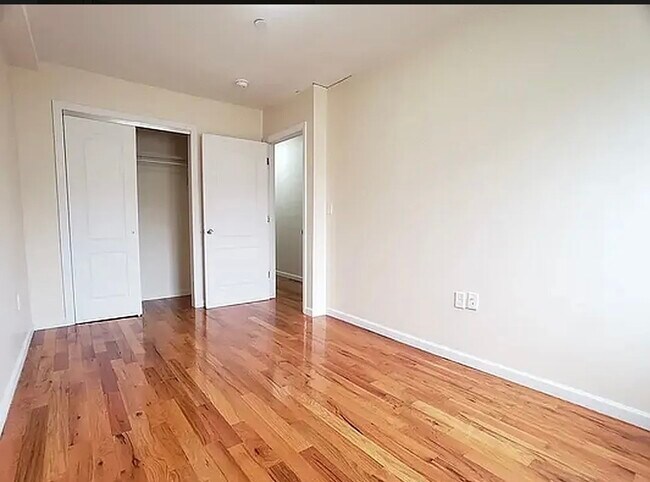 17 Covert St Unidad 2