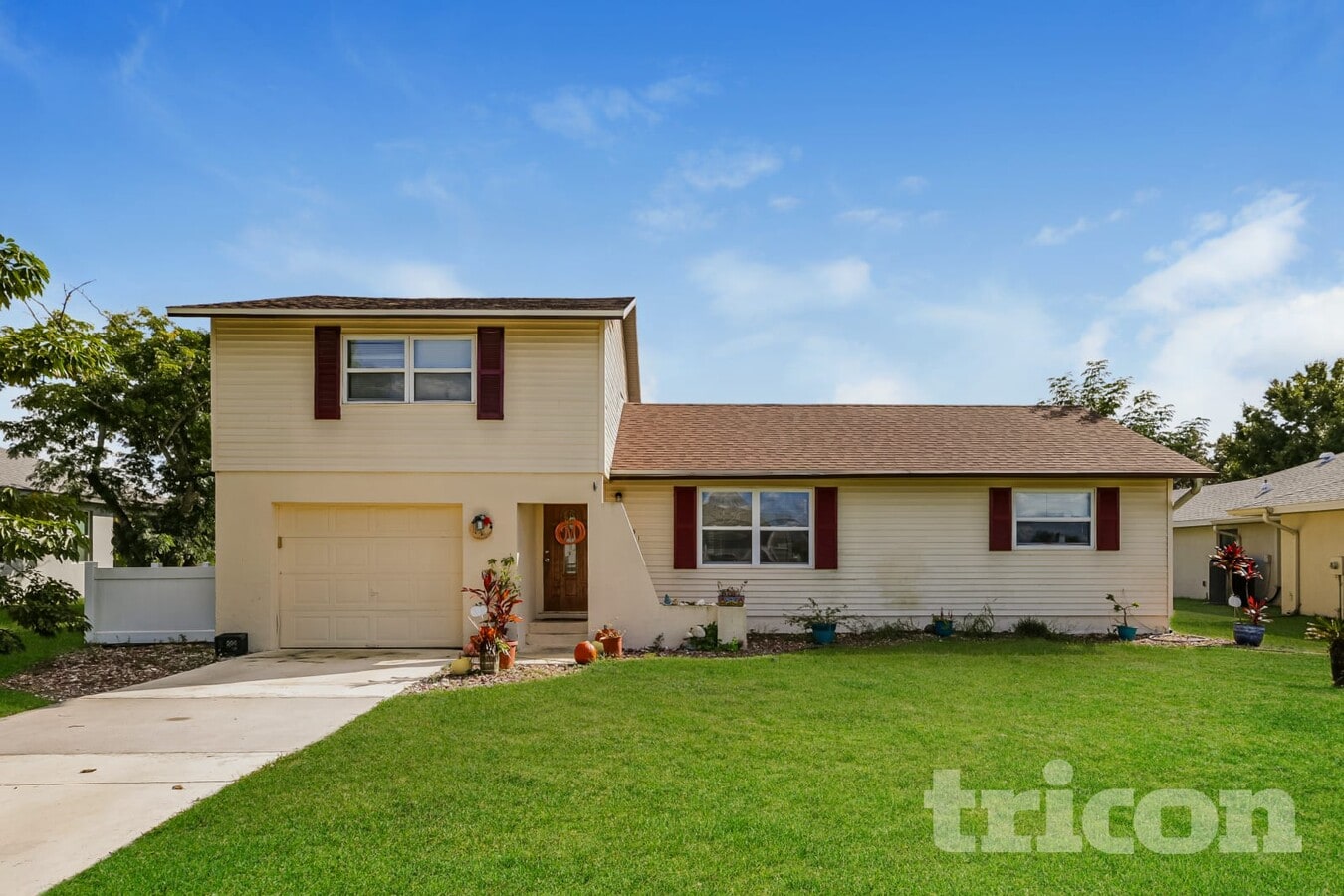 Photo - 27051 Curitiba Dr Casa