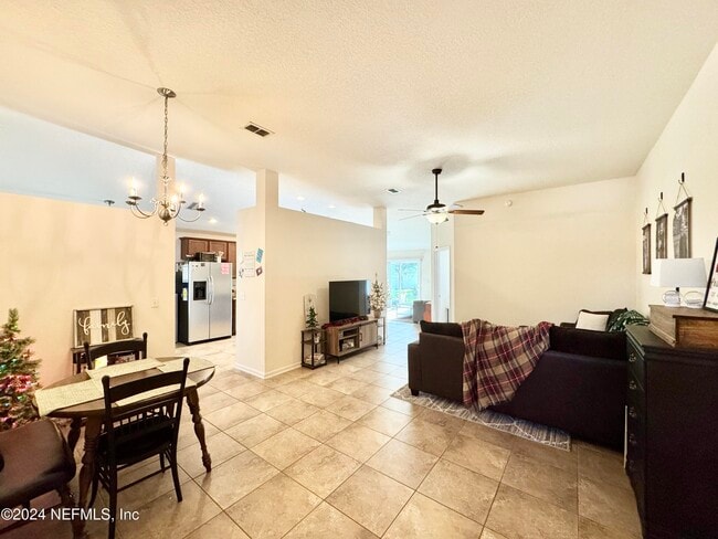 Photo - 101 Findhorn Ct