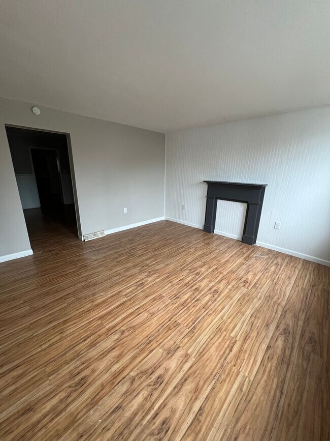 Photo - COMING SOON! -3 bedroom 1.5 townhouse in Carlisle PA!