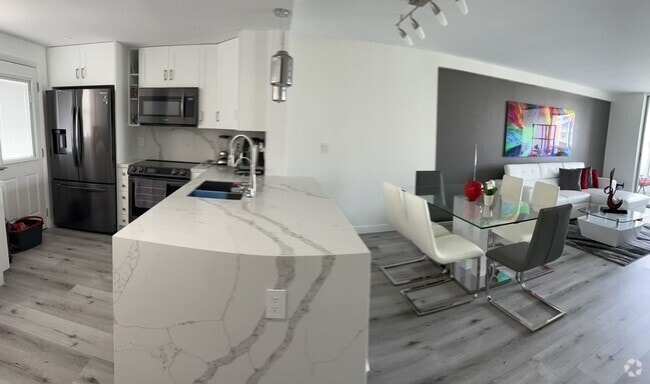 Building Photo - 901 NE 14th Ave Unit 506 Rental