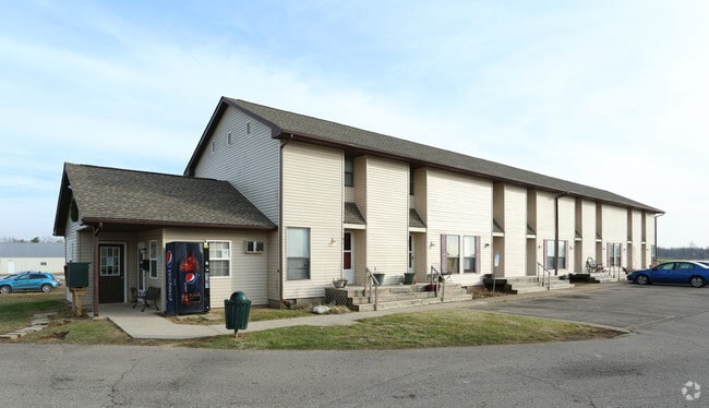 Lakeland Townhomes - Lakeland Townhomes
