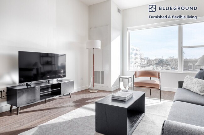 Photo - 100 N Addison Ave Unidad SI FL2-ID864