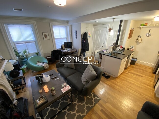 Photo - 658 Massachusetts Ave Unidad 1A