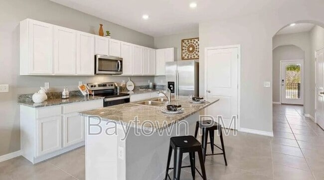 Photo - 33001 Tulip Petal Ln