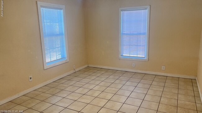 Photo - 509 Jordan Ln