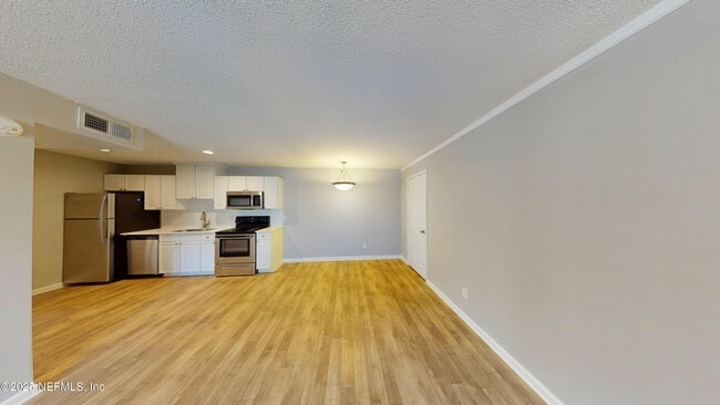 Photo - 2030 Dunsford Terrace Unit 03