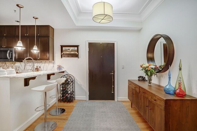 Photo - 1323 Clifton St NW