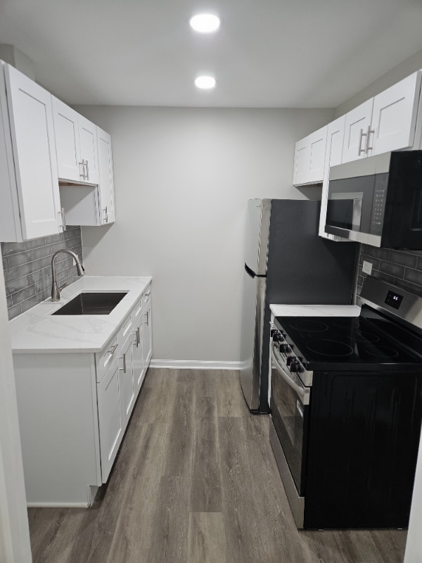 Photo - 135 E 103rd St Unit 3