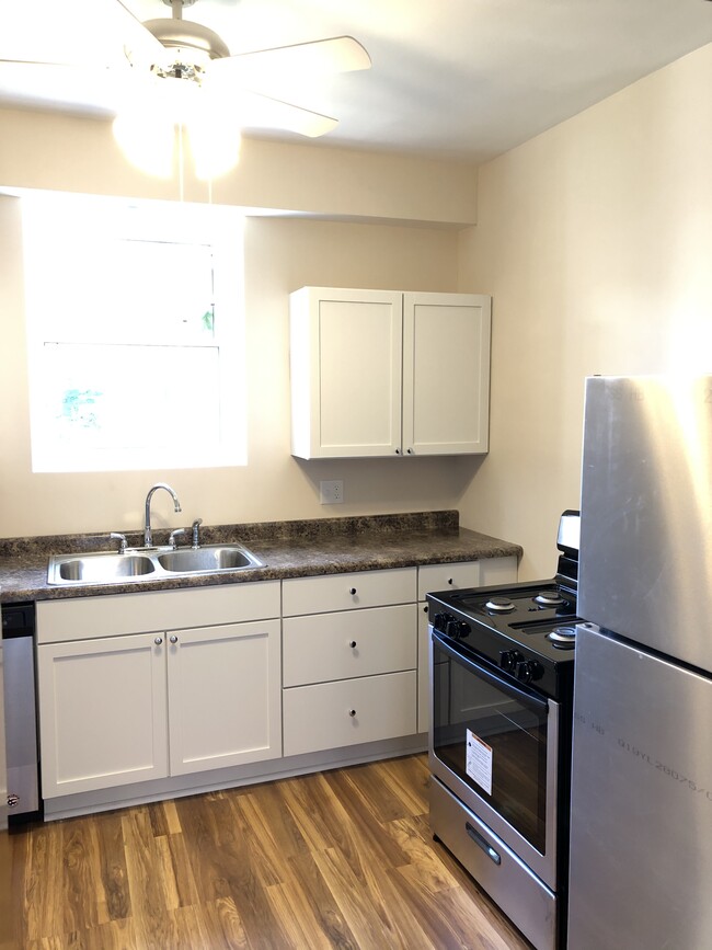 Photo - 1651 W Waveland Ave Unidad 1