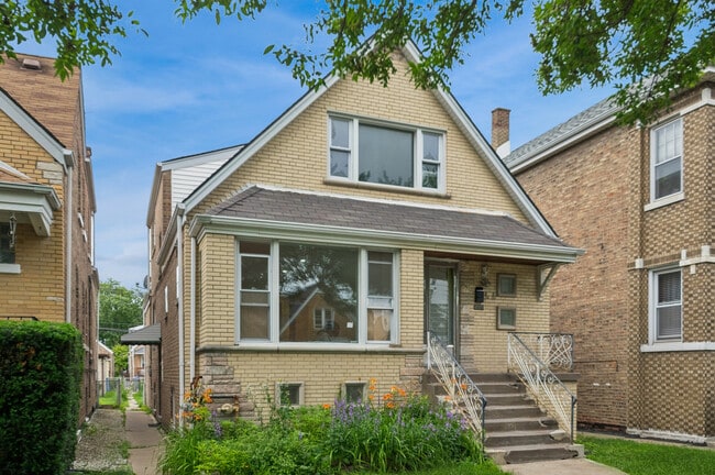 Building Photo - 4736 S Tripp Ave